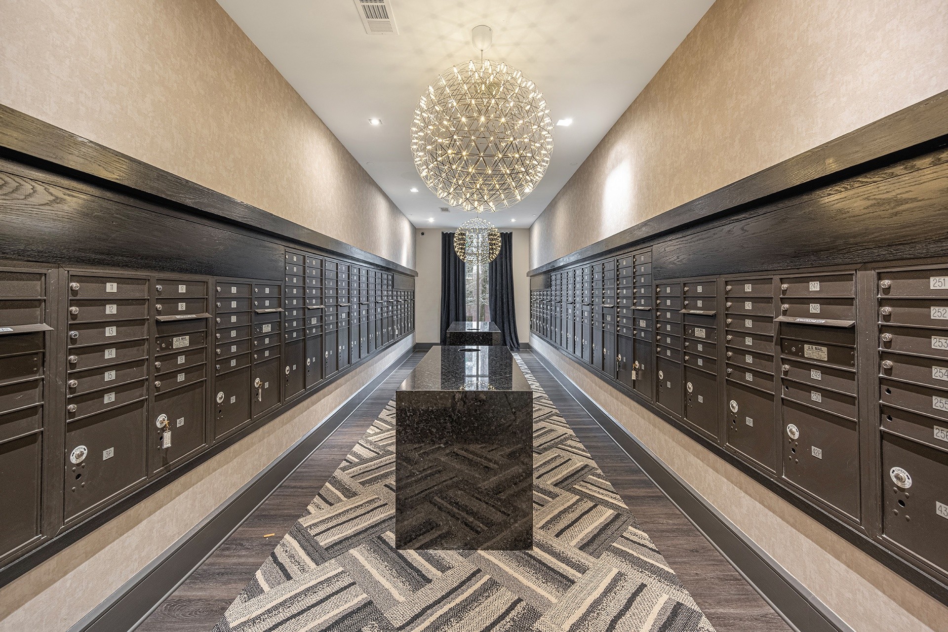 Venue Brookwood Apartments Image 35