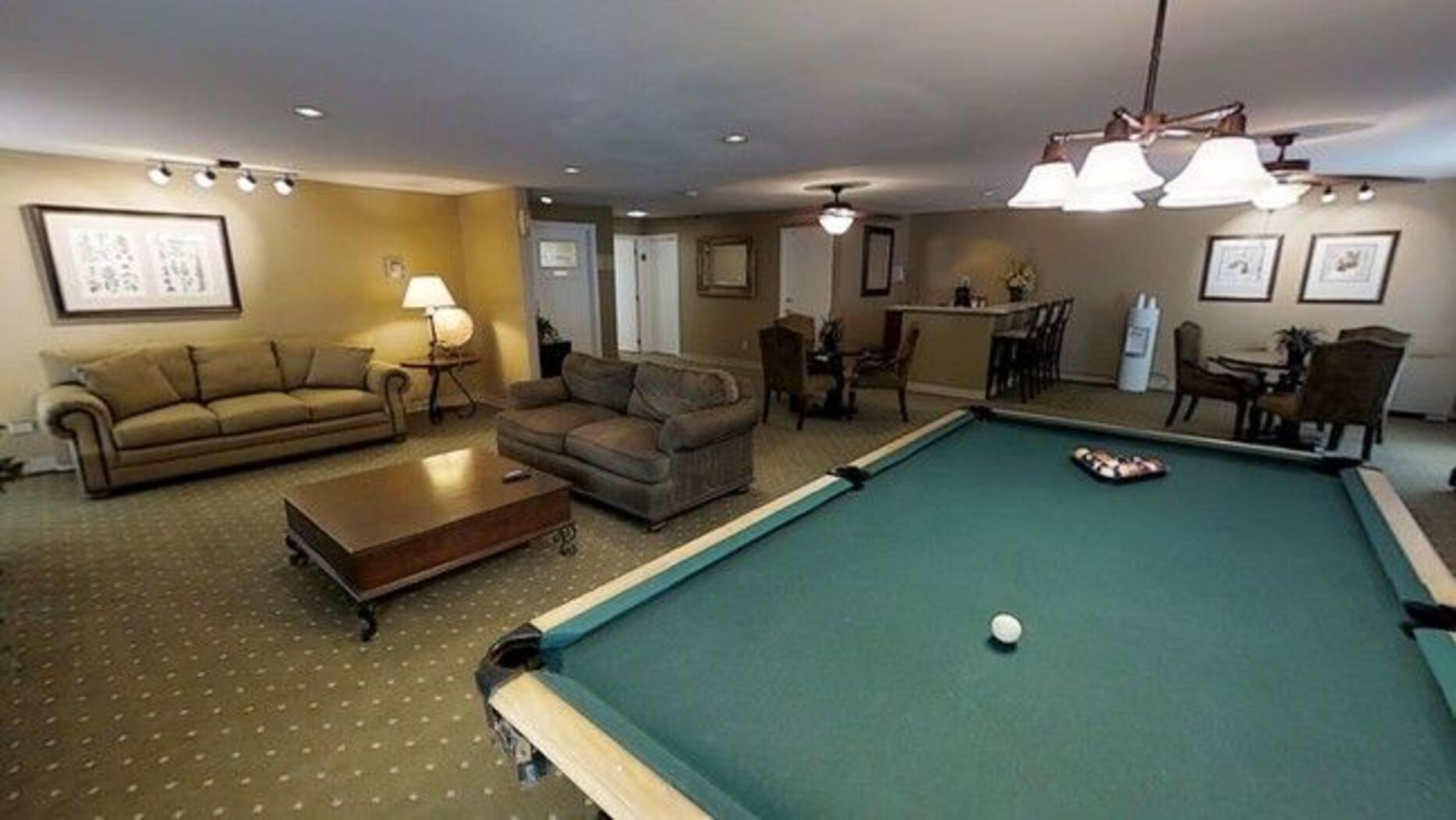 High Country House Apartments Image 7