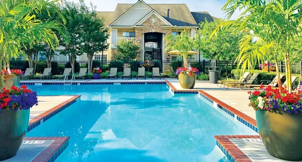 Grove at Deane Hill Image 1