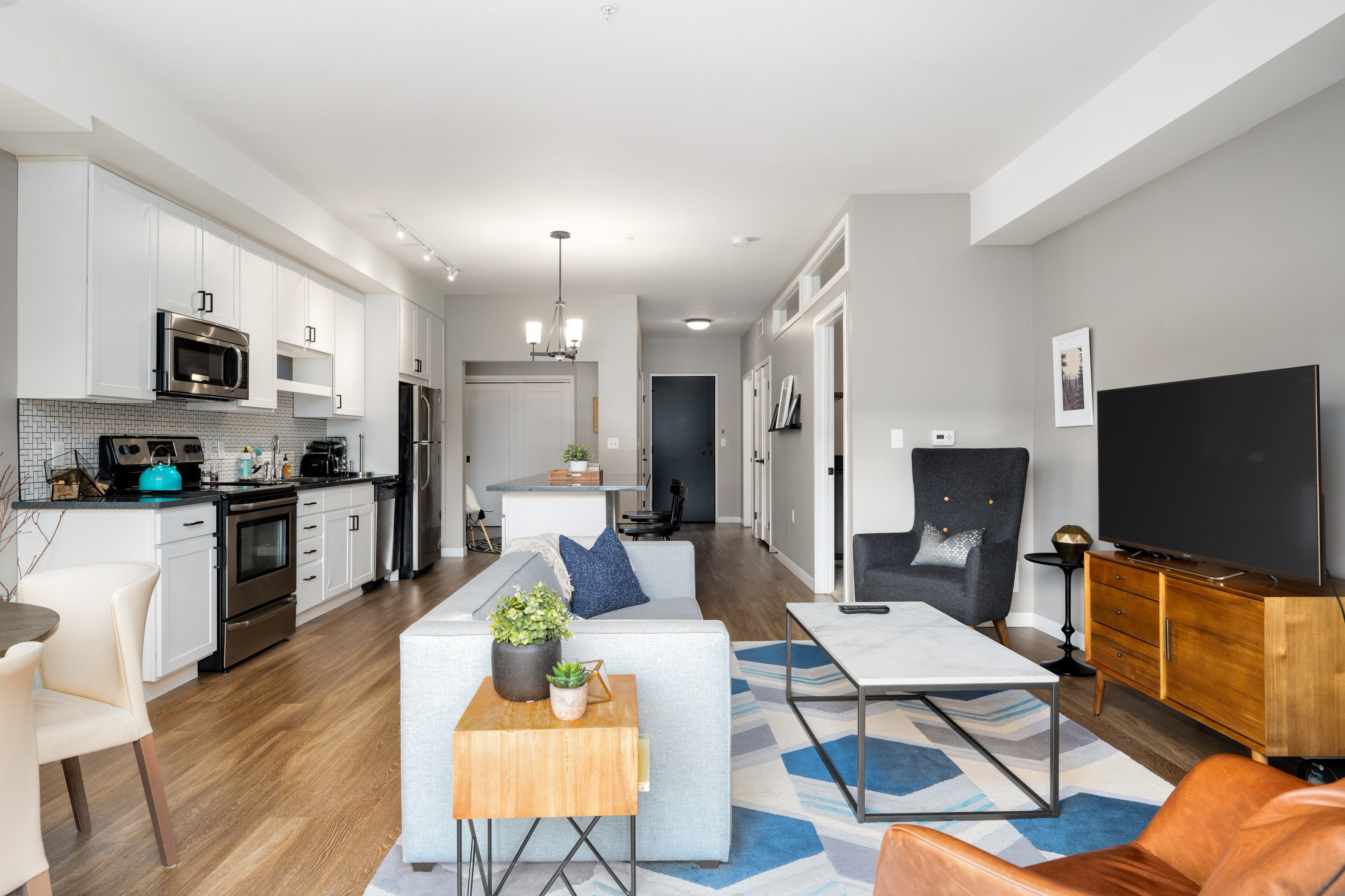 Vintage on Selby Image 36