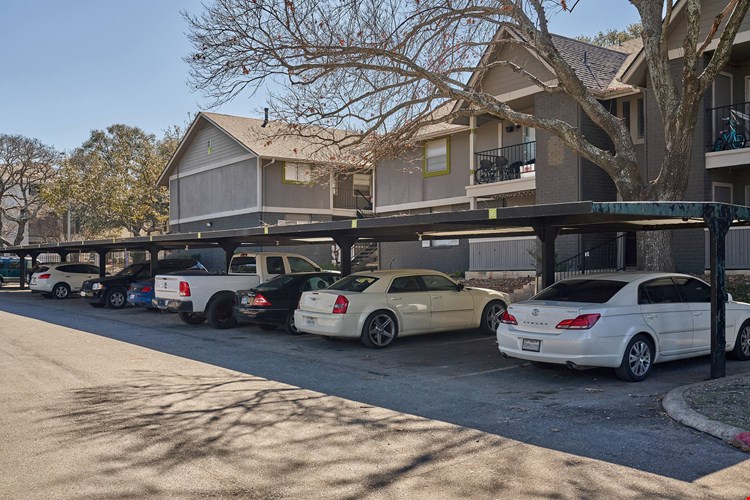 Distinction Apartment Homes Image 1