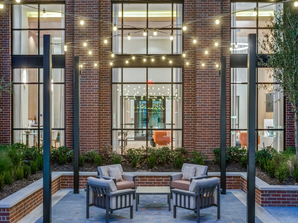 Aura Southgate Apartments Image 15