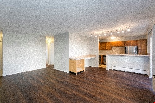 1190 Birch Image 13