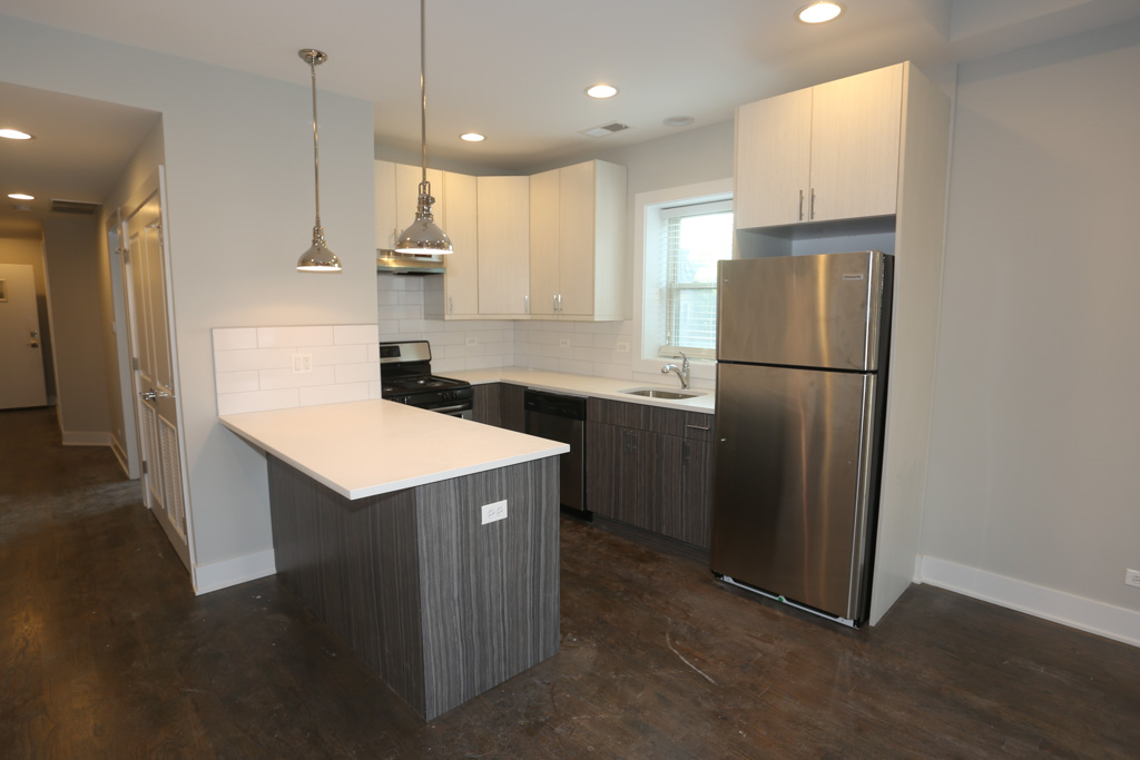 3915-21 N. Janssen Image 7