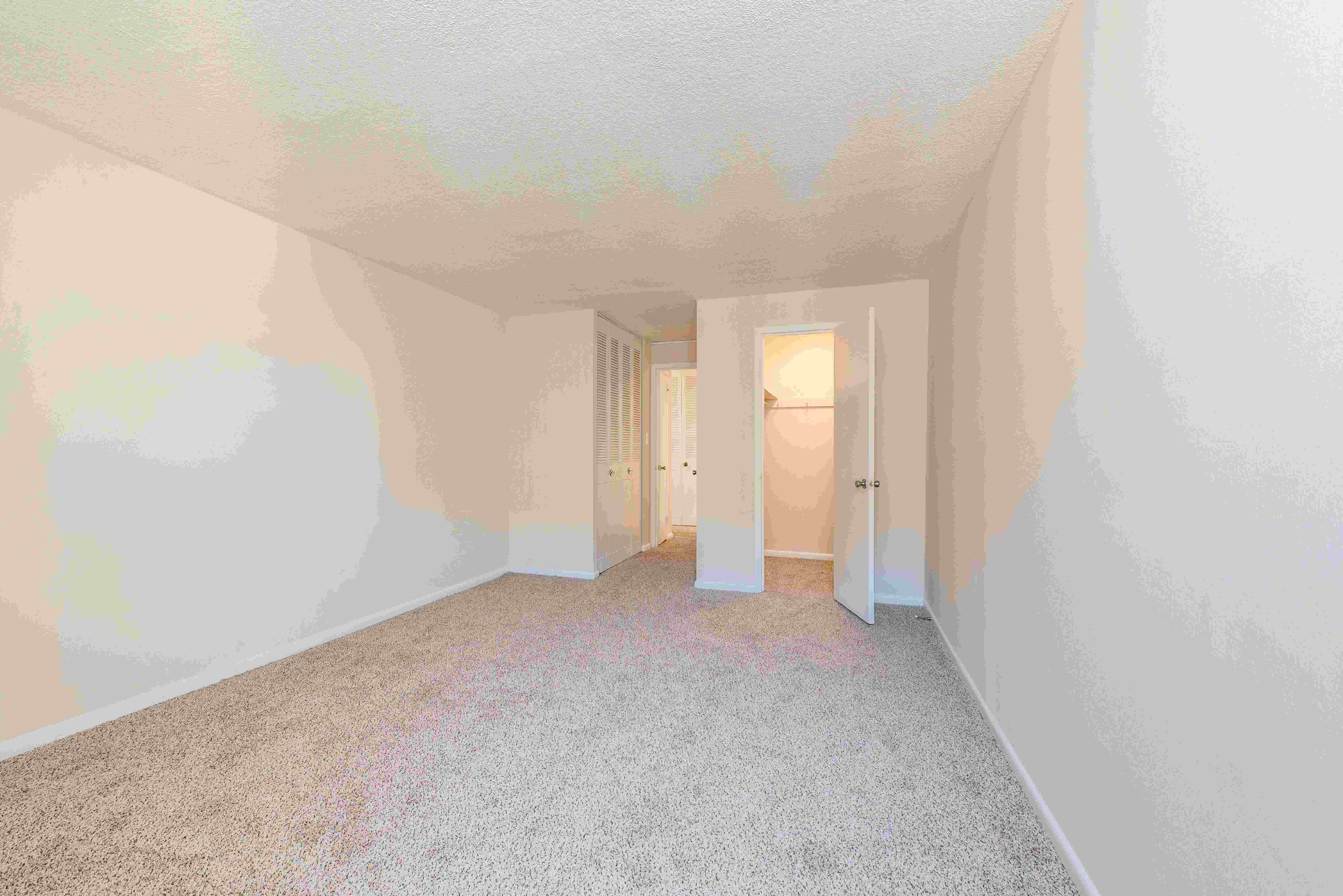 Twin Towers Image 35