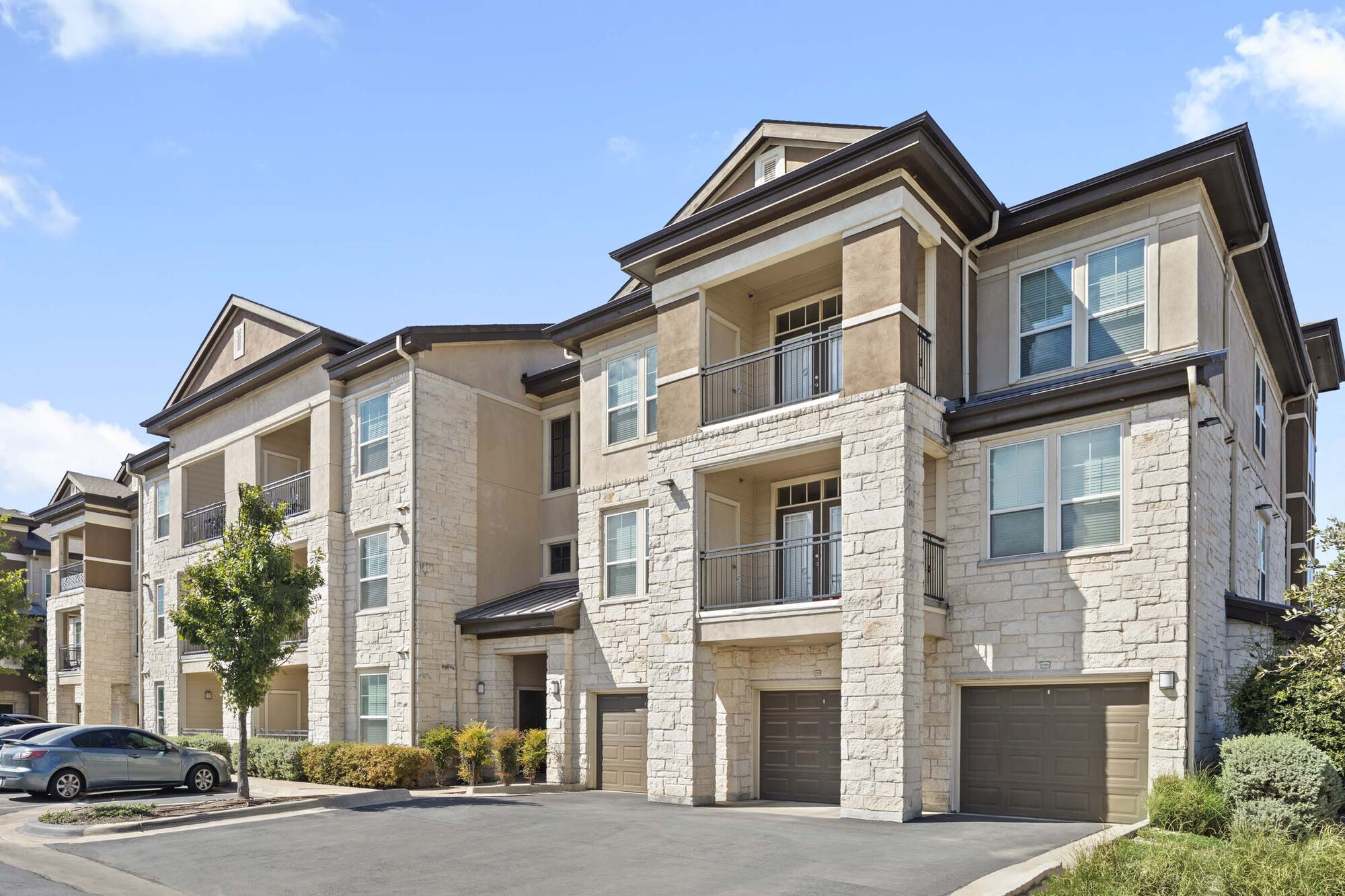 Camden La Frontera Image 20