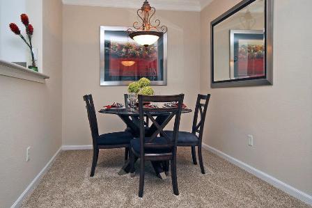 Creekside Apartments Image 29