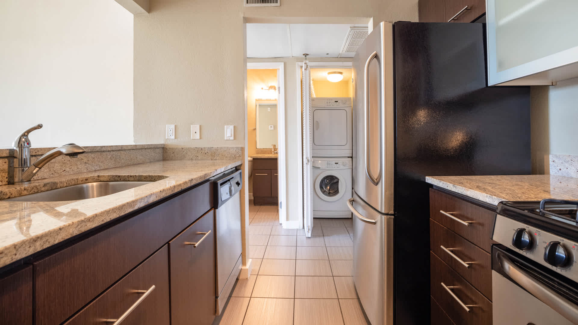 Vantage Hollywood Image 8