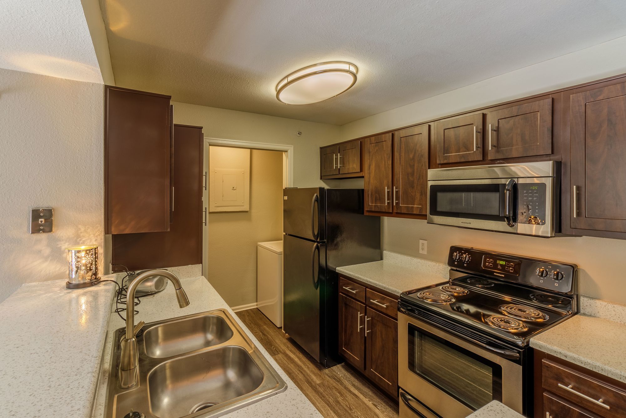 Willow Run Village Apartments Image 19