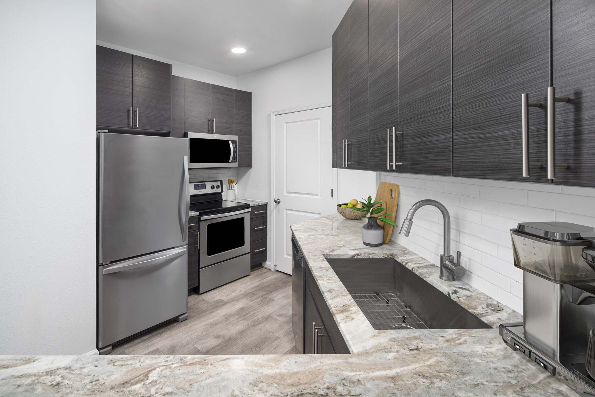 Camden Monument Place Image 8