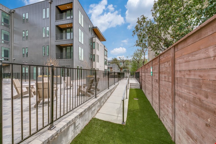 Capitol Flats Image 8