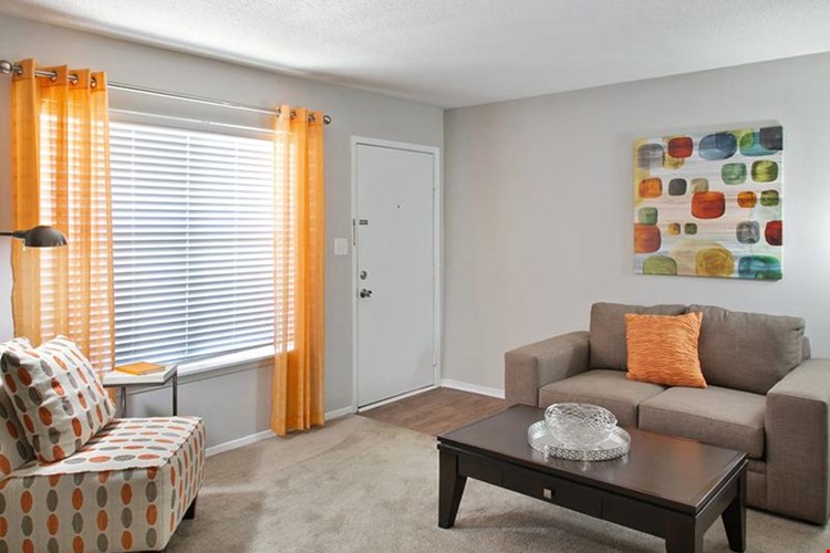 Crestview at Cordova  Image 5