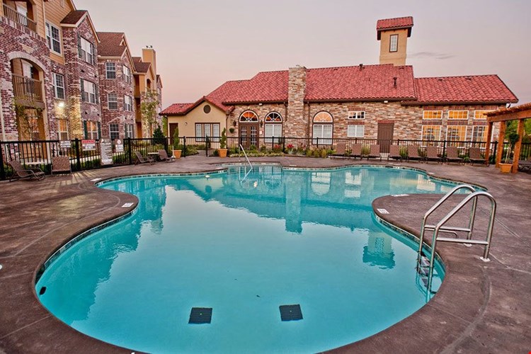 Park at Mission Hills  Image 5