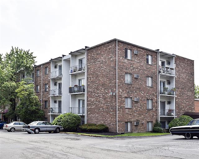 Apartments at Twin Pines Apartment Homes Cincinnati