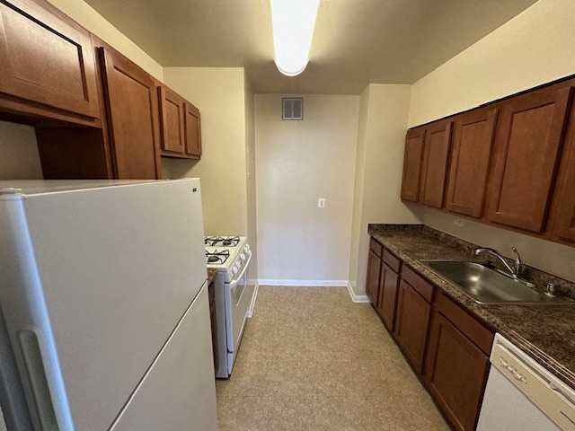 Silver Spring Towers Image 135