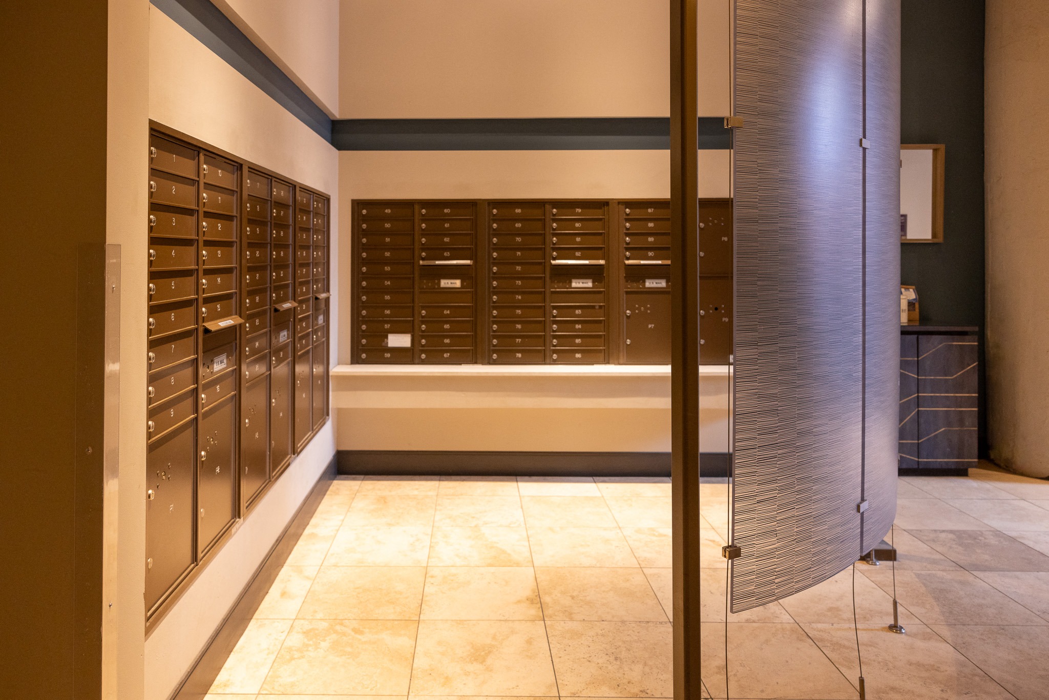 mail and package room