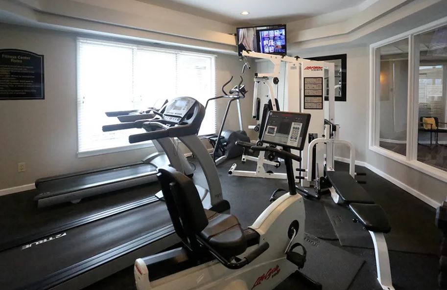 Apartments at Cove West Creve Coeur