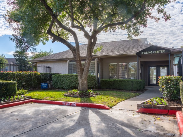 Wilshire Park Image 4