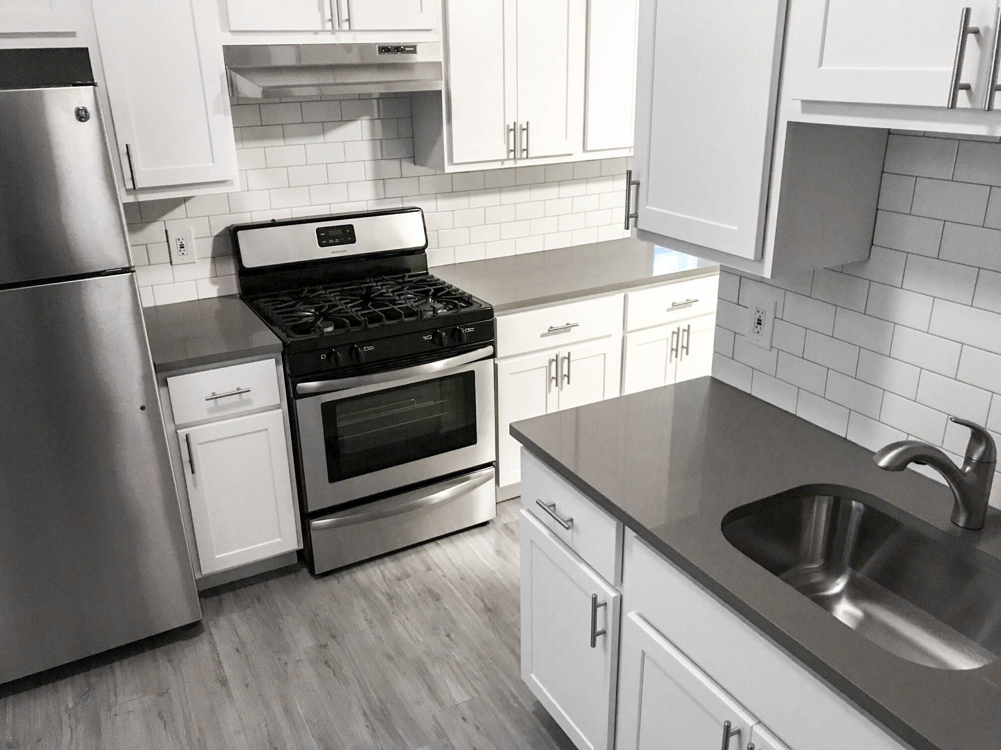 3912-28 N. Pine Grove Image 31