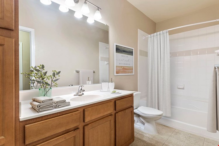 Camden College Park Image 7