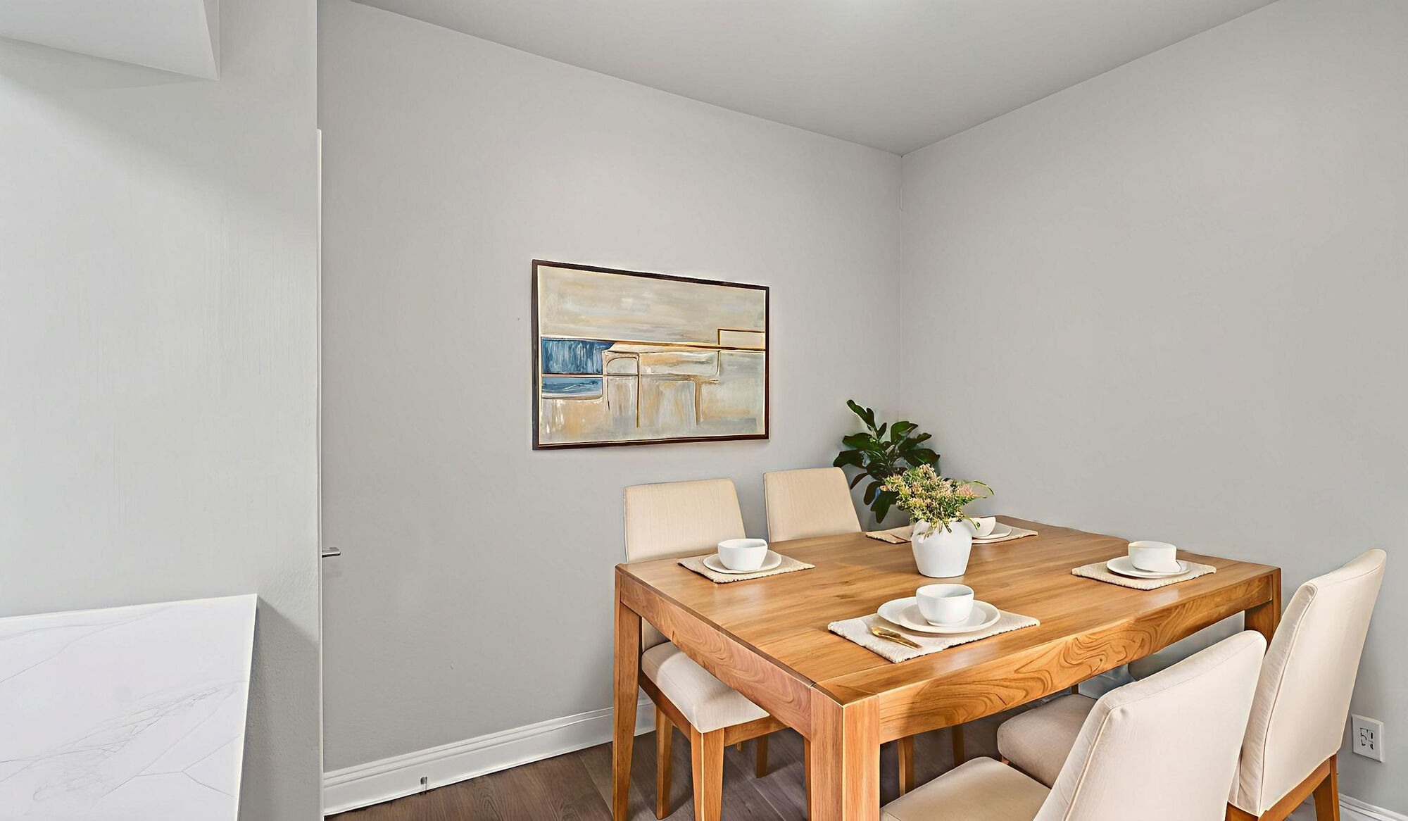 Larkin Apartment Homes Image 94