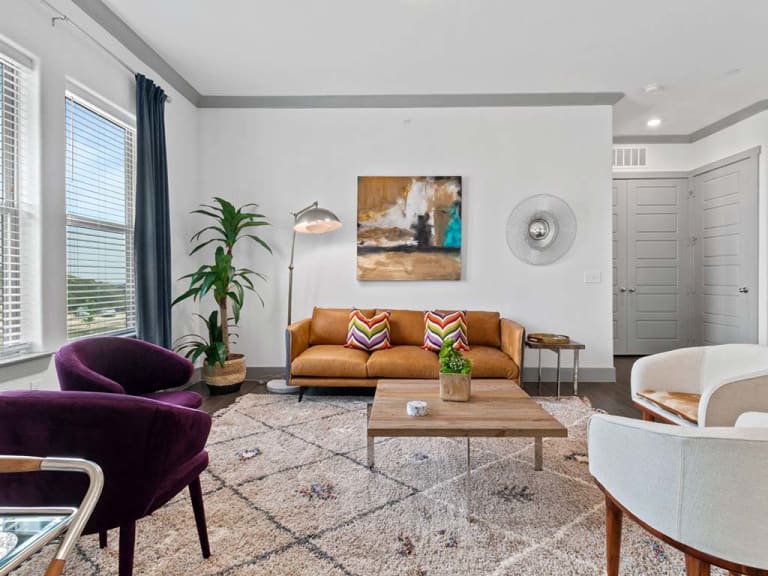 Reveal Skyline Image 38