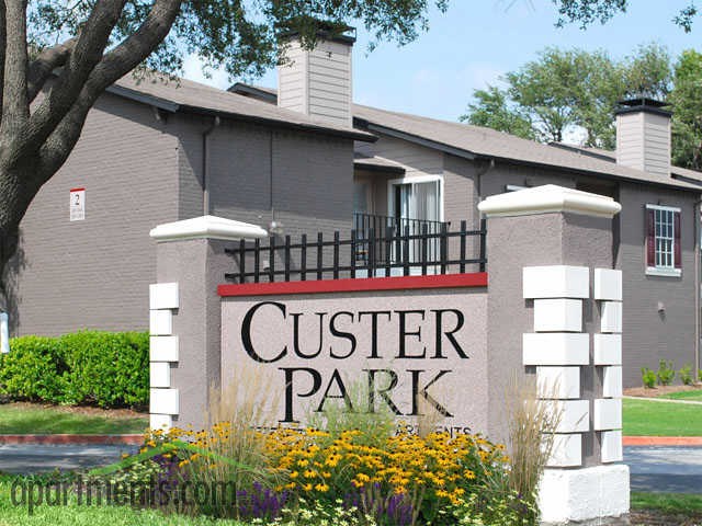 Custer Park Image 4