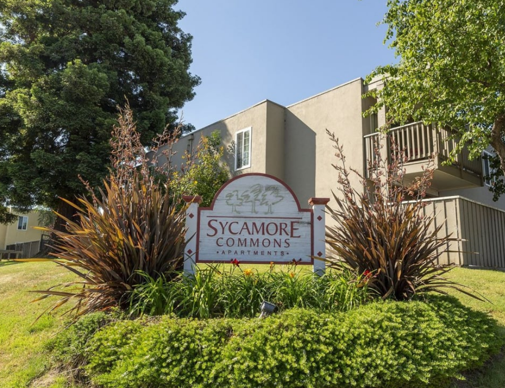 Sycamore Commons Apartments Image 2