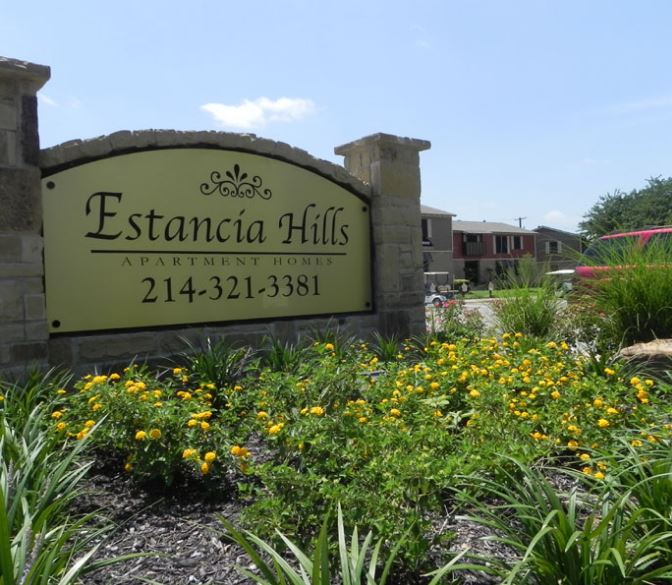 Estancia Hills Image 1