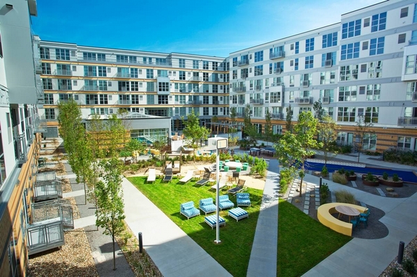 2626 Southside Flats Image 35