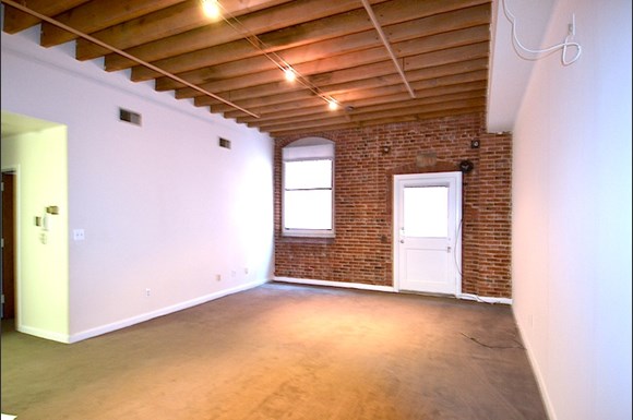 Mulberry Court Image 6