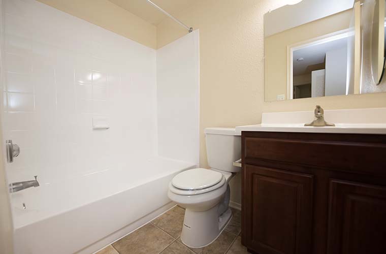 Montgomery Club Townhouses Image 15