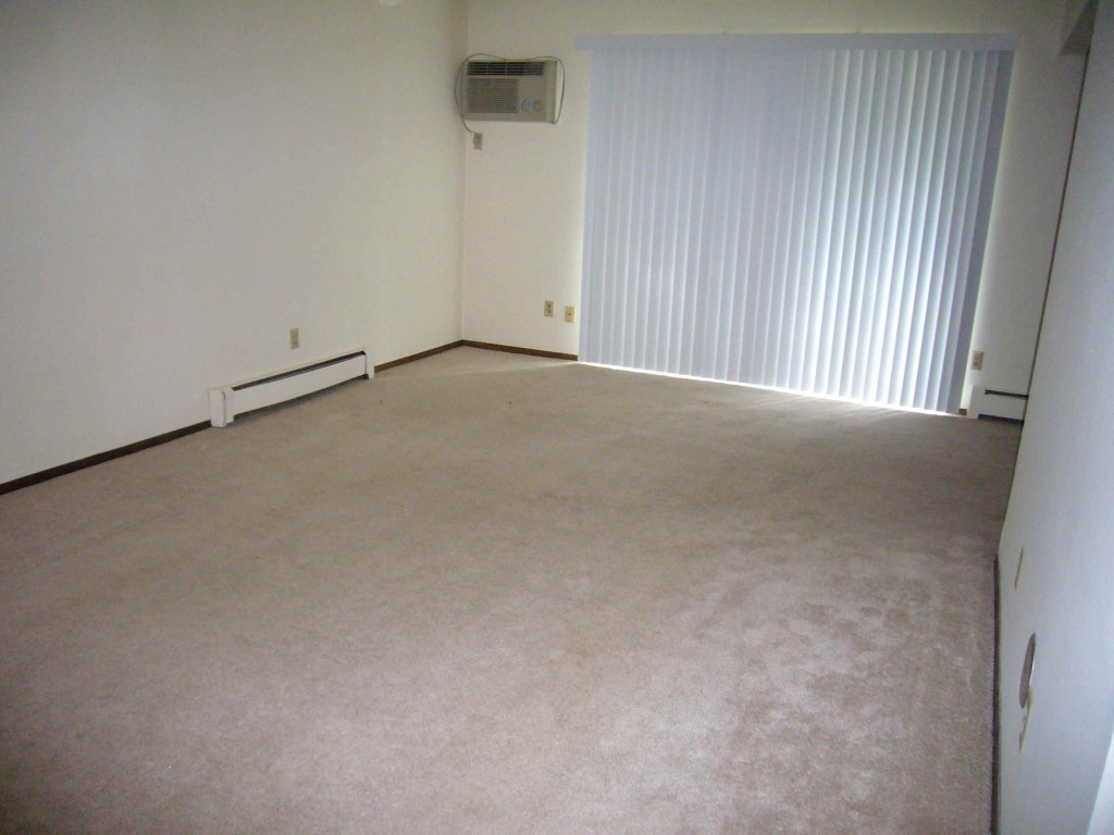 River Road East Image 13