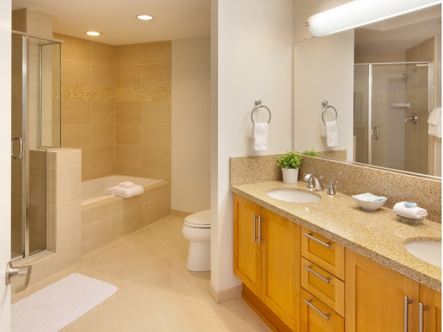 Wilshire Margot Image 19