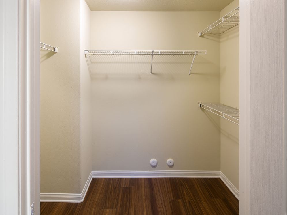 Walk-in closet