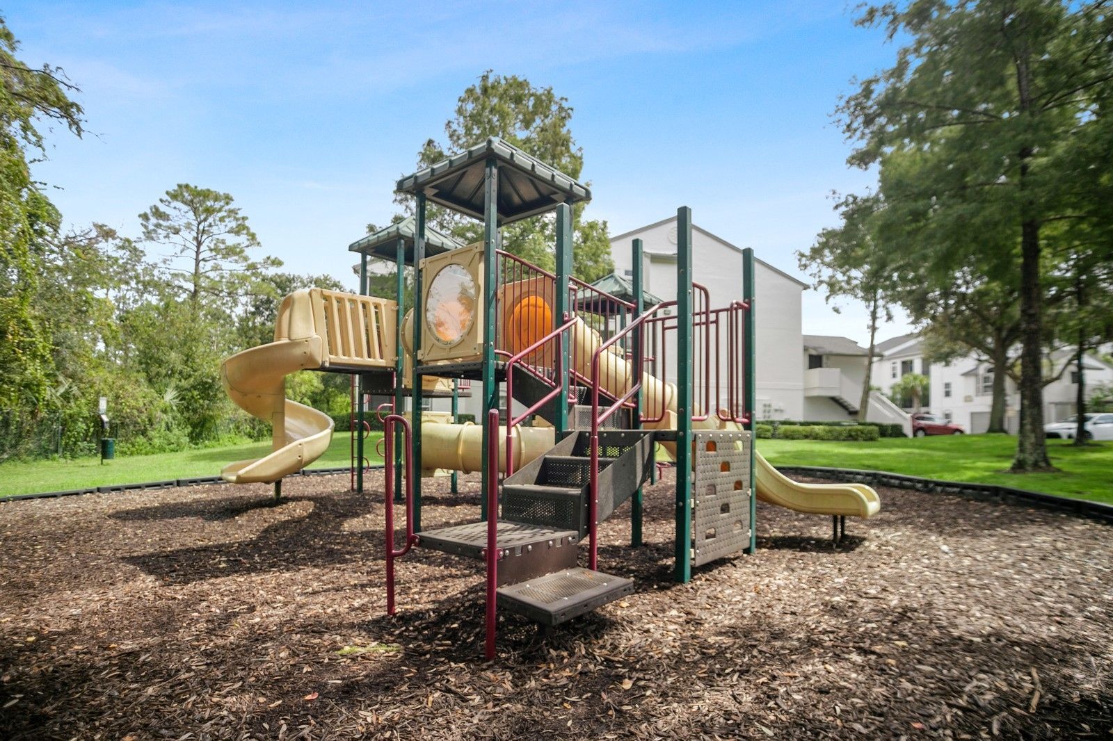 Arium Valencia Gardens Image 24