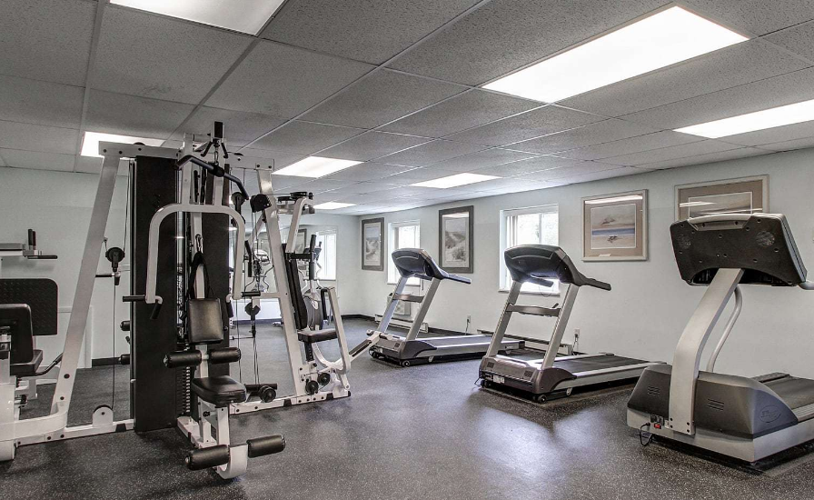 Pleasant Hills Apartments Image 2