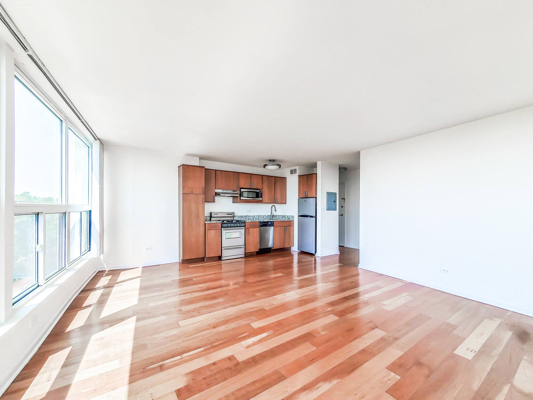 Presidential Apartments Image 13