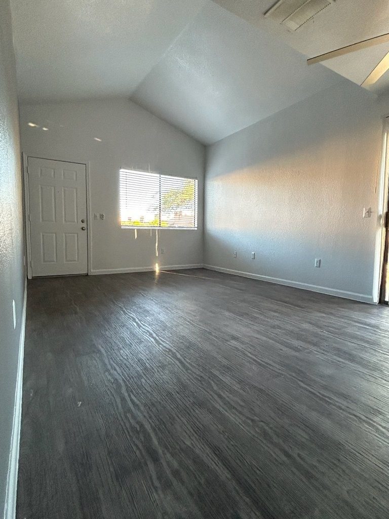 Ventura Townhomes Image 10