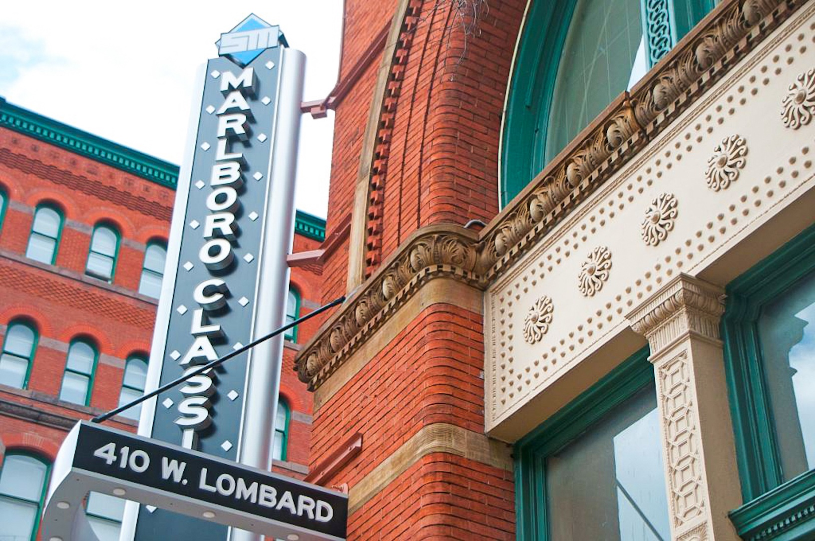 Marlboro Classic Apt & Redwood Square Image 113