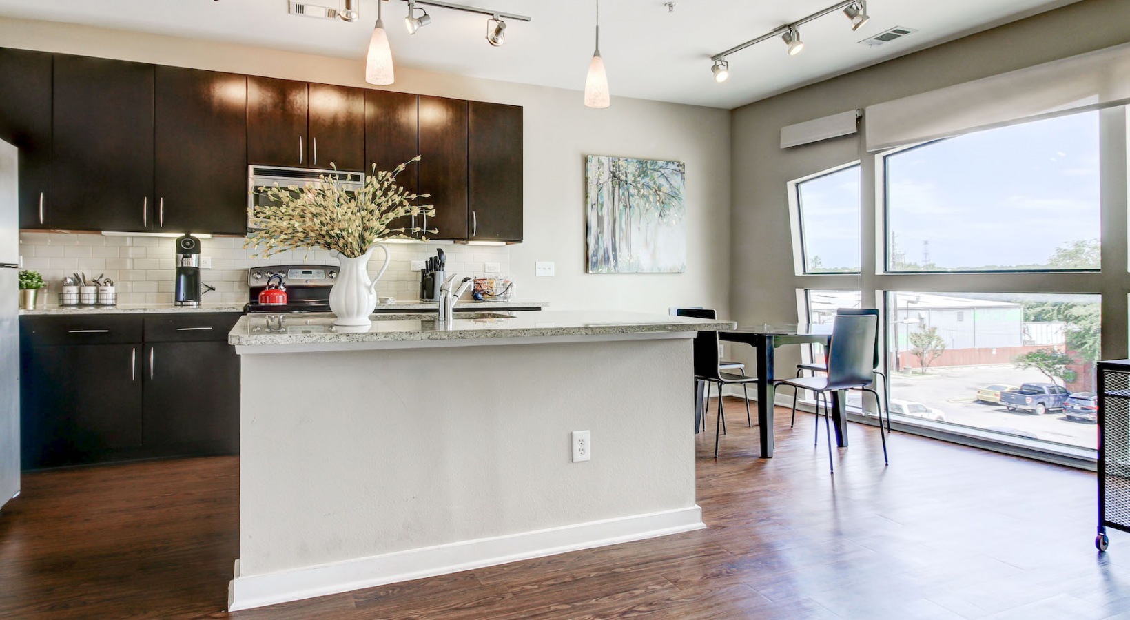 Cole Apartments Image 12