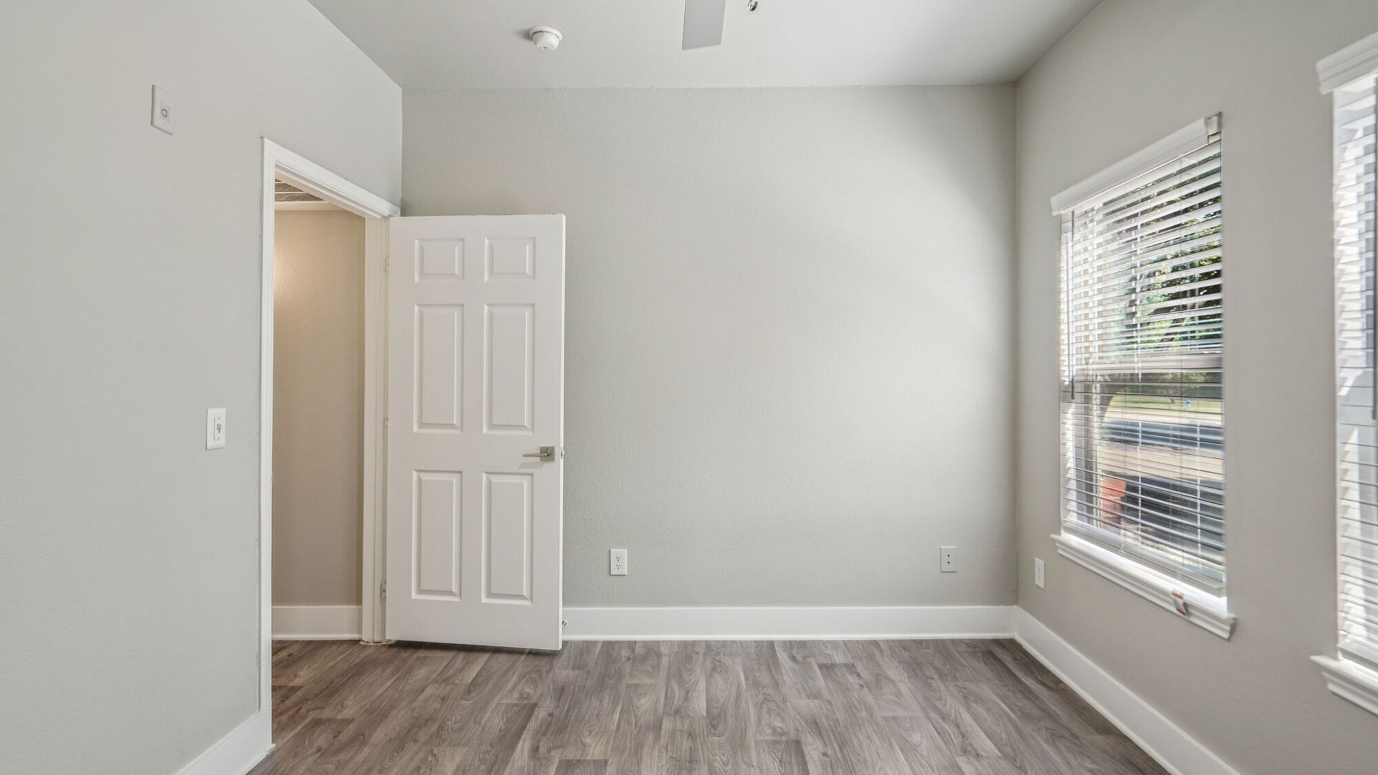 Larkin Apartment Homes Image 110