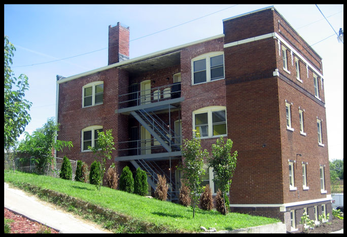 602 N 33rd St Image 2