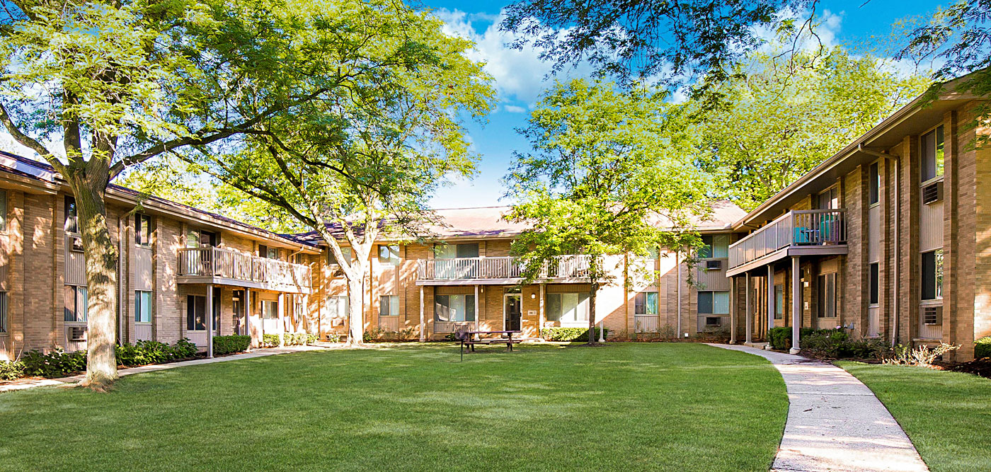 Pine Valley Apartments Image 2