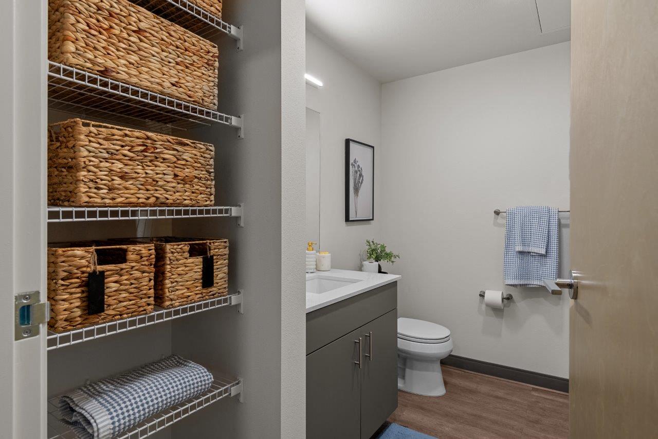 Ironside Apartments Image 6