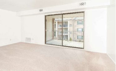 Hillcrest Apartments Image 4