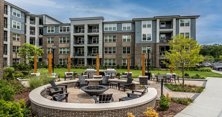 Aviation Crossing  Image 3