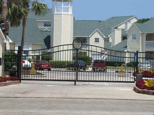 Broadwater Image 4