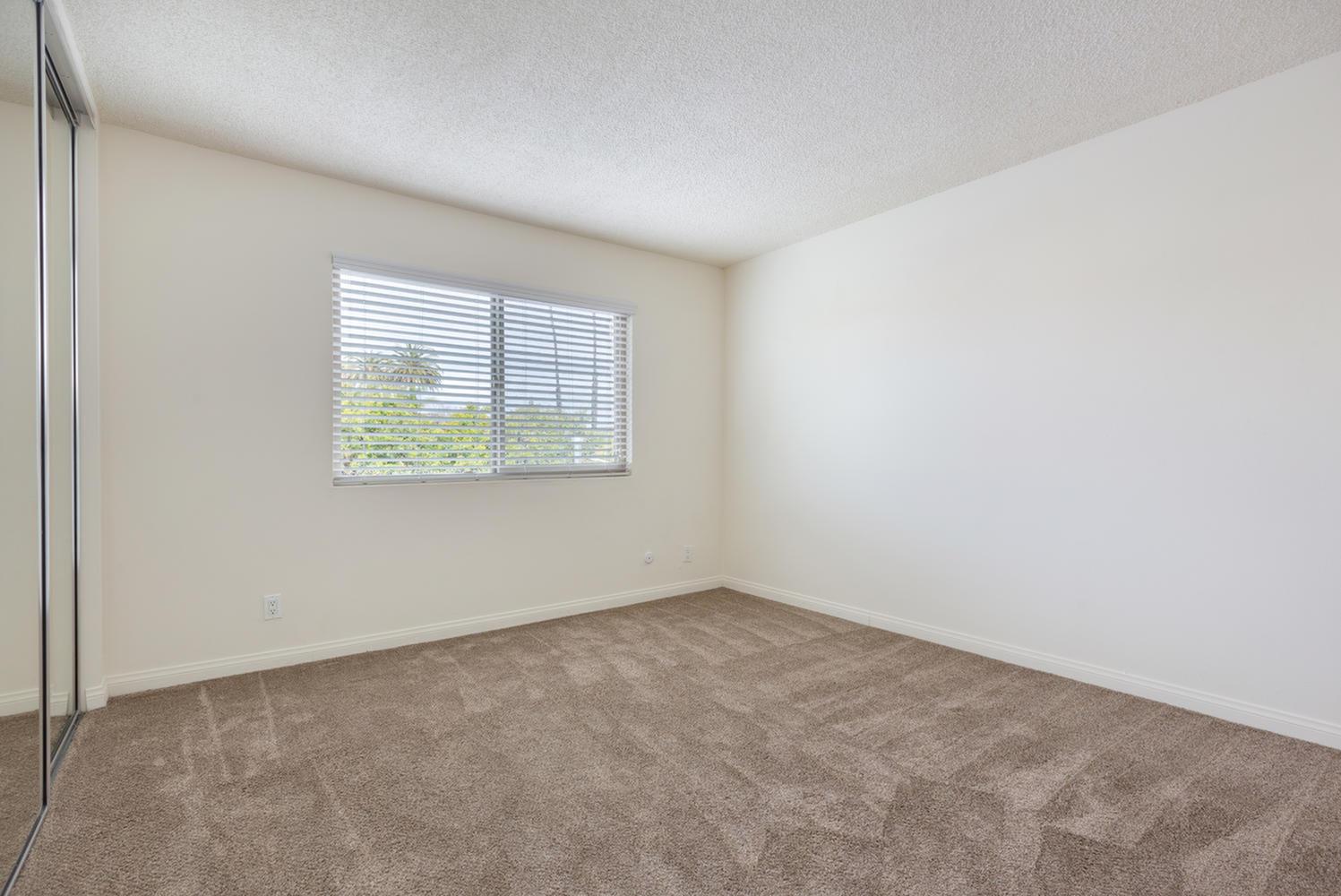 Elan The Plaza Image 9