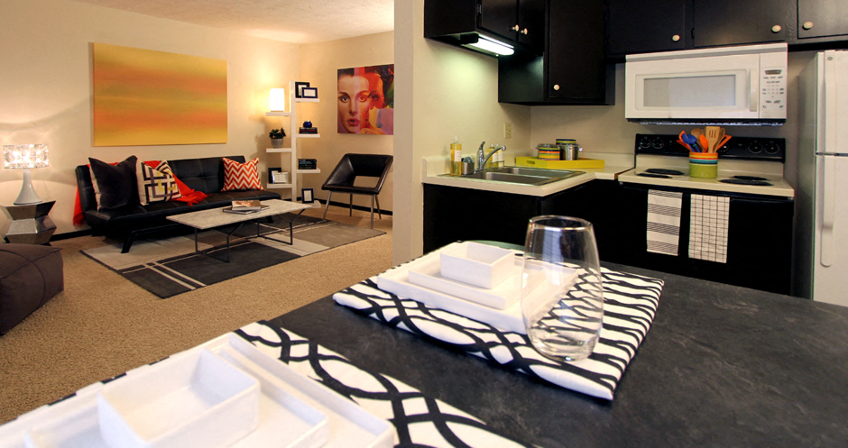 Kensington Woods Apartments Image 1